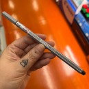 Rotulador Stabilo pen68 gris oscuro