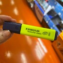 Rotulador fluor Staedtler amarillo UNIDAD